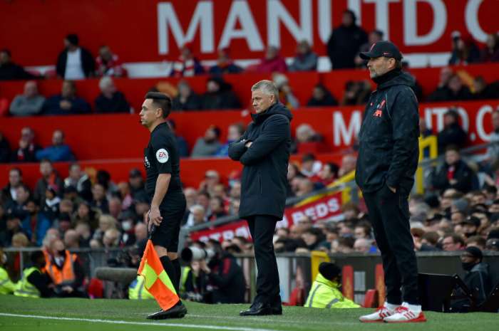 The board of directors at Manchester United divided between Solskjaer and Conte